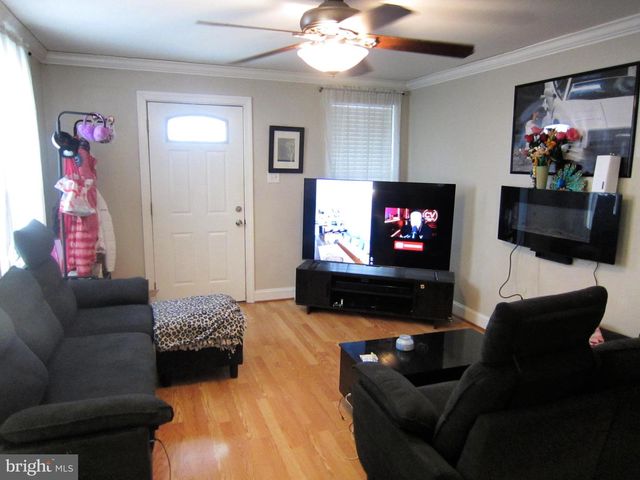 201 AVON RD, Hagerstown, MD 21740