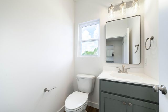 2628 FRAZIER LP, Columbia, MO 65202