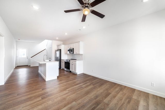 2628 FRAZIER LP, Columbia, MO 65202