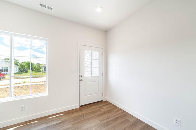 2628 FRAZIER LP, Columbia, MO 65202