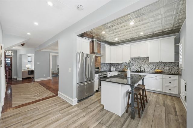 127 Lincoln Avenue, Edgewood, PA 15218