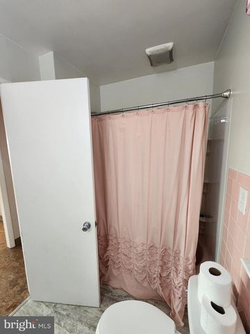 2361 LEABROOK RD, Lancaster, PA 17601