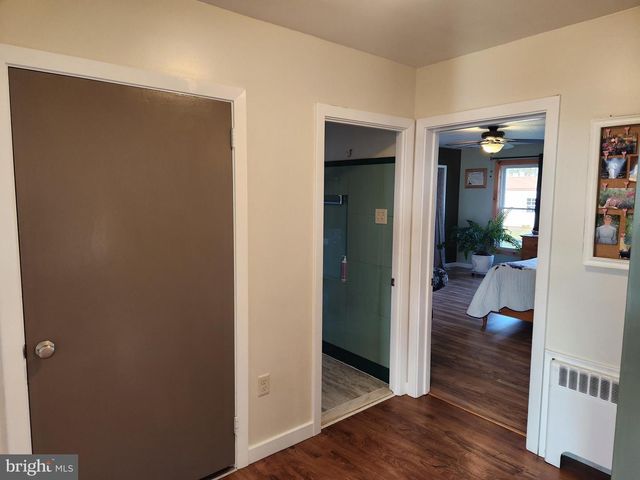 2361 LEABROOK RD, Lancaster, PA 17601