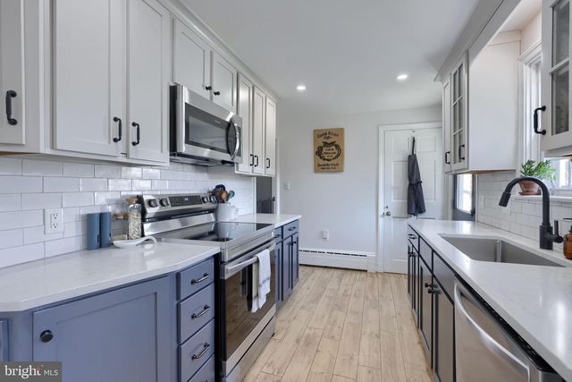 1709 RIDGEVIEW AVE, Lancaster, PA 17603