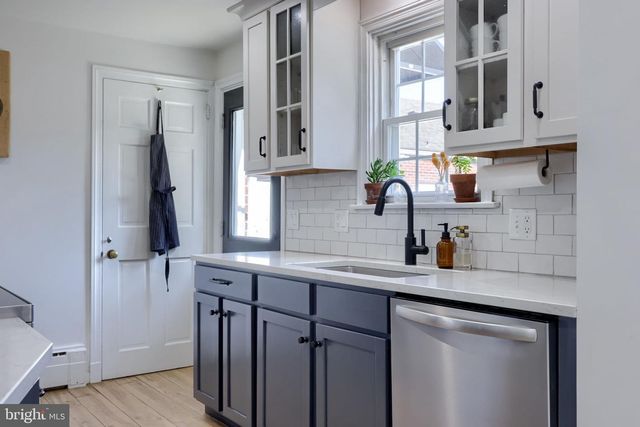 1709 RIDGEVIEW AVE, Lancaster, PA 17603