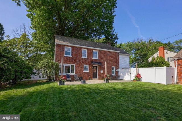 1709 RIDGEVIEW AVE, Lancaster, PA 17603
