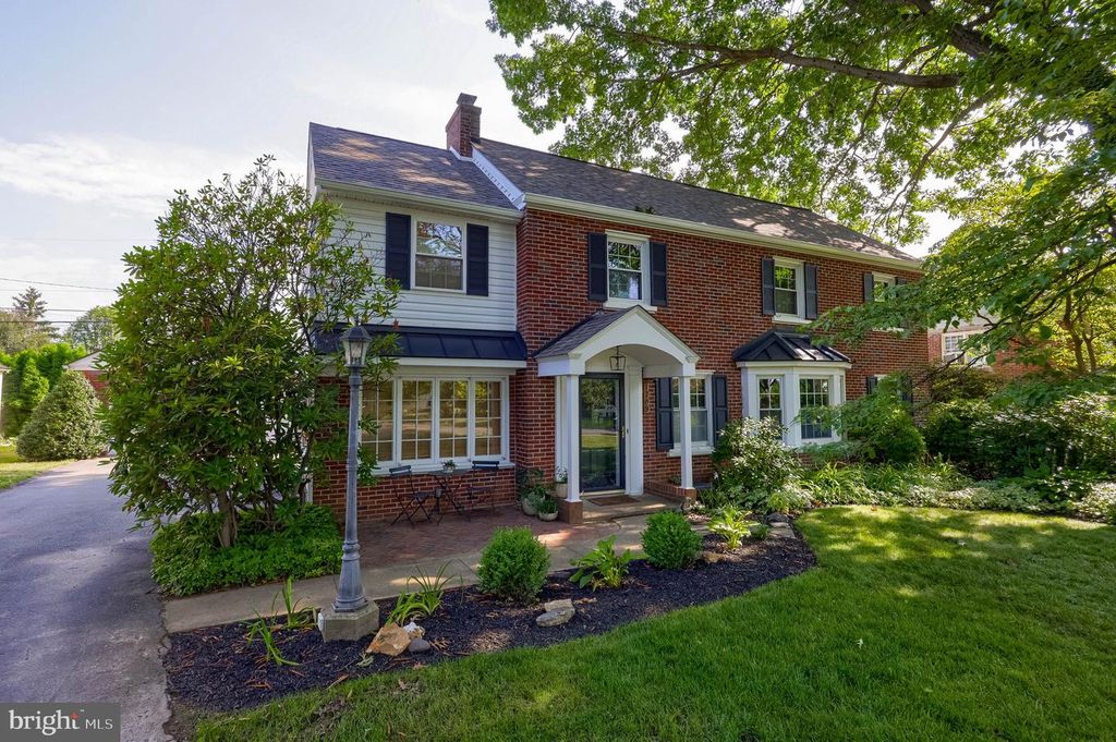 1709 RIDGEVIEW AVE, Lancaster, PA 17603