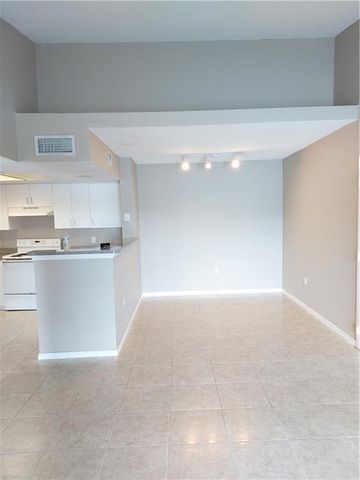5001 Wiles Rd 308, Coconut Creek, FL 33073