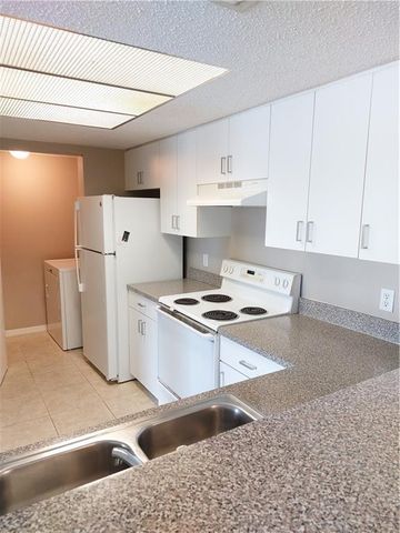 5001 Wiles Rd 308, Coconut Creek, FL 33073