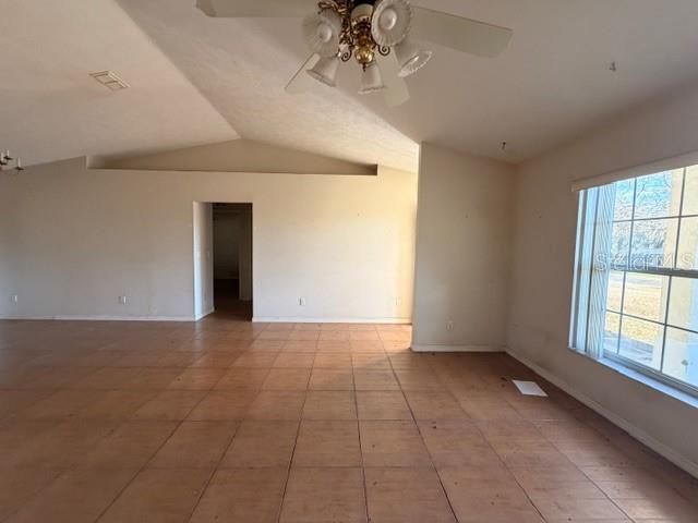 6215 SE 125TH PLACE, Belleview, FL 34420