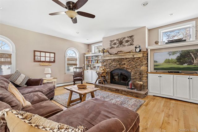 196 High Meadow Lane, Jamesport, NY 11901