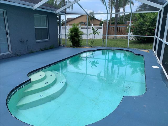 11417 GLENMONT DRIVE, Tampa, FL 33635