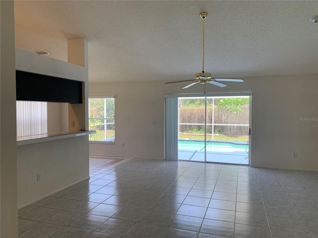 11417 GLENMONT DRIVE, Tampa, FL 33635