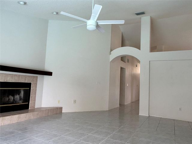 11417 GLENMONT DRIVE, Tampa, FL 33635