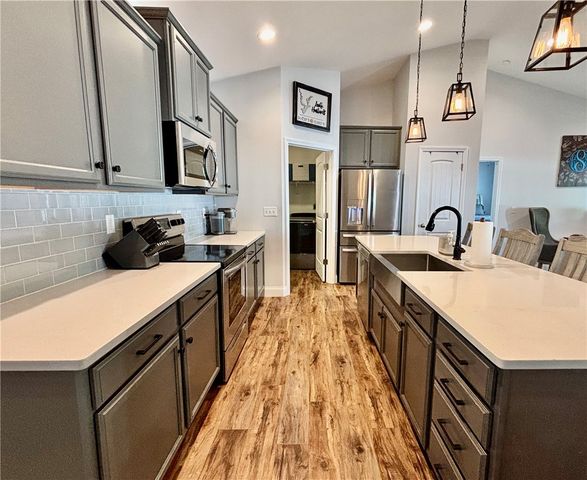 248 Inlet Pointe Drive, Anderson, SC 29625