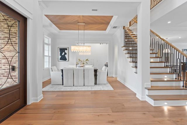 4536 W SWANN AVENUE, Tampa, FL 33609