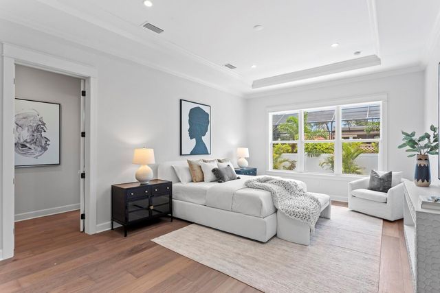 4536 W SWANN AVENUE, Tampa, FL 33609