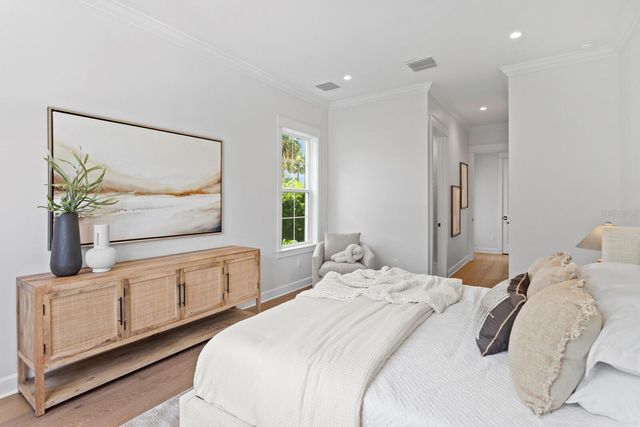 4536 W SWANN AVENUE, Tampa, FL 33609