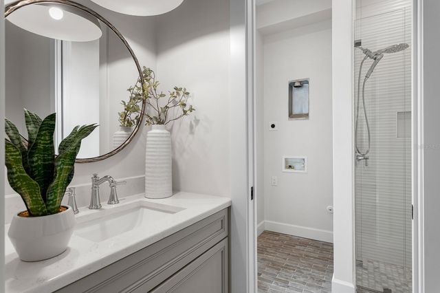 4536 W SWANN AVENUE, Tampa, FL 33609