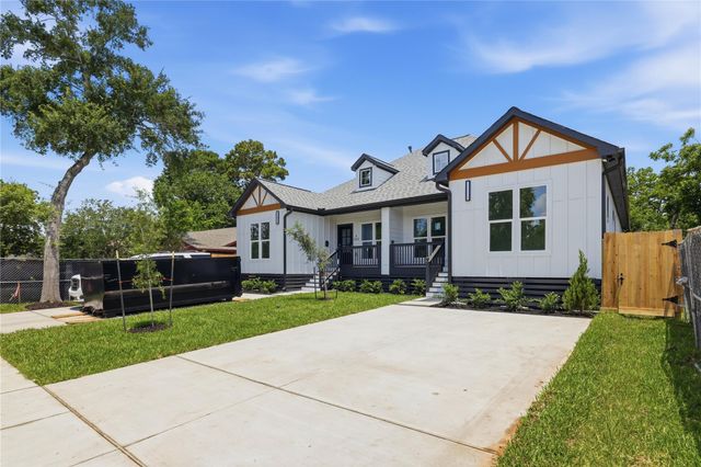 5515 Elm Springs Drive, Houston, TX 77048