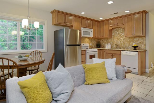 6223 Franciscan Way, San Jose, CA 95120