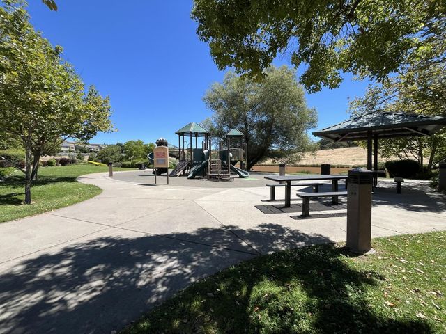 2109 Letterkenny Ln, Lincoln, CA 95648