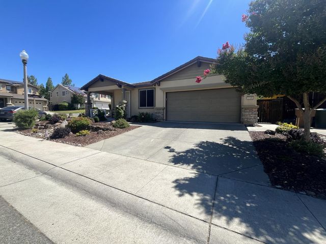 2109 Letterkenny Ln, Lincoln, CA 95648
