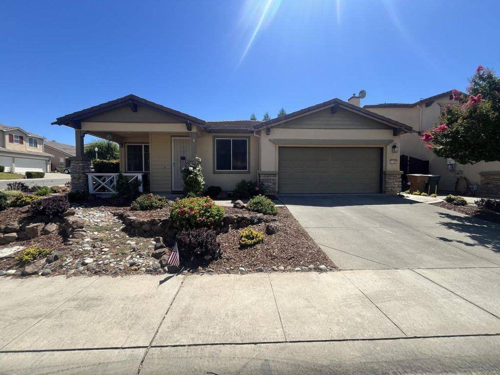 2109 Letterkenny Ln, Lincoln, CA 95648
