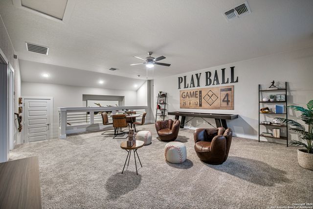 247 Storm Way, Castroville, TX 78009