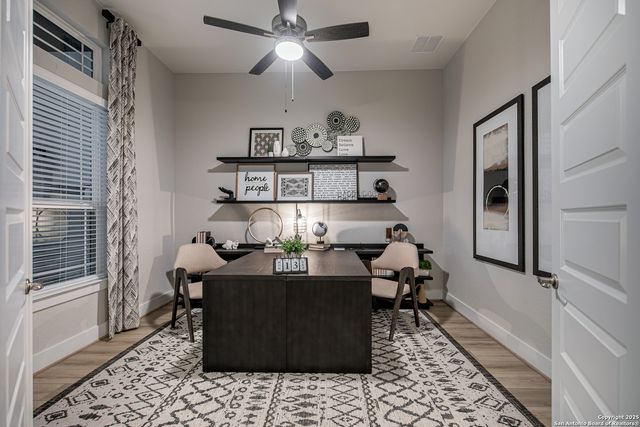 247 Storm Way, Castroville, TX 78009