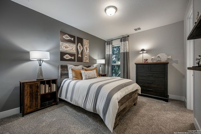 247 Storm Way, Castroville, TX 78009