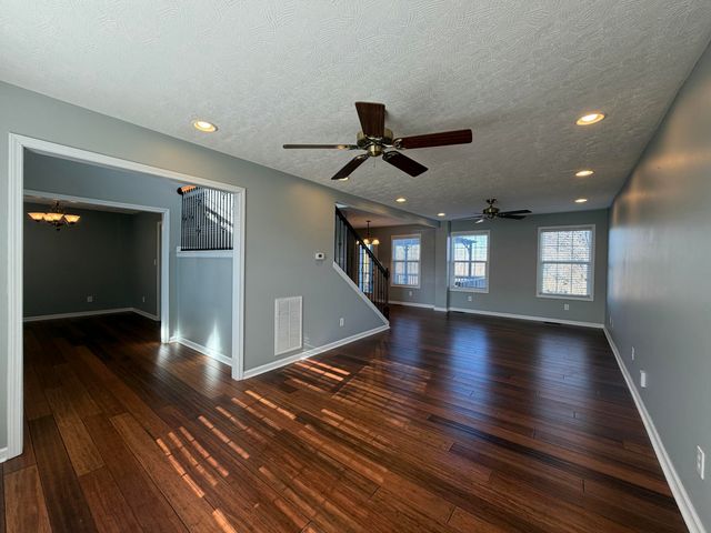 901 Cannonball Drive, Nicholasville, KY 40356