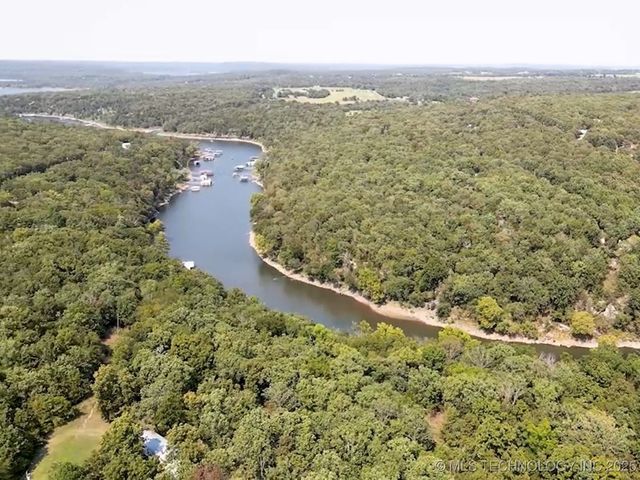 20544 S Chicken Creek Road, Cookson, OK 74427