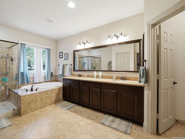 11911 Lampasas Trl, San Antonio, TX 78253