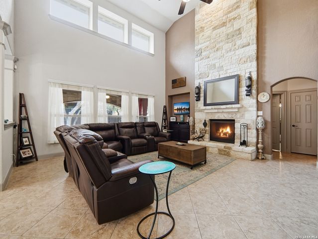 11911 Lampasas Trl, San Antonio, TX 78253