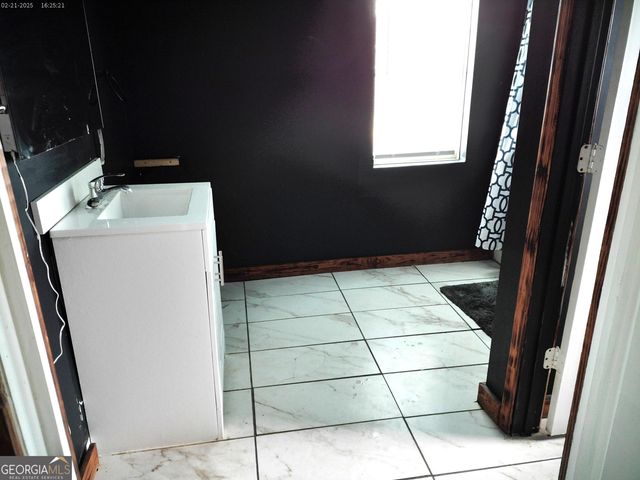 6386 Hawkinsville Road, Macon, GA 31216
