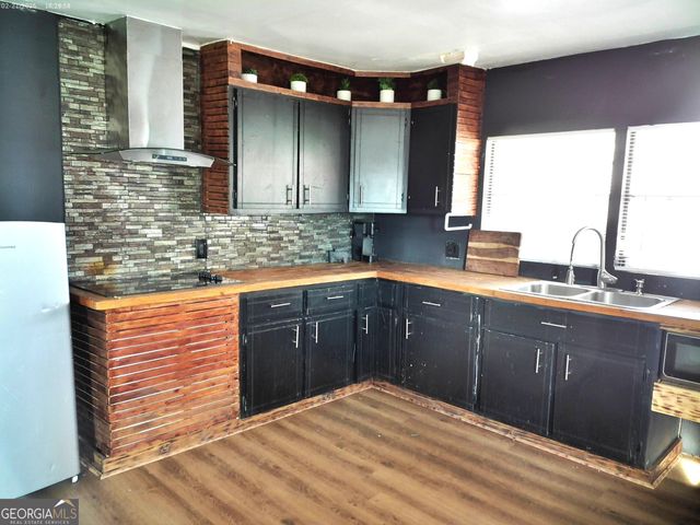 6386 Hawkinsville Road, Macon, GA 31216