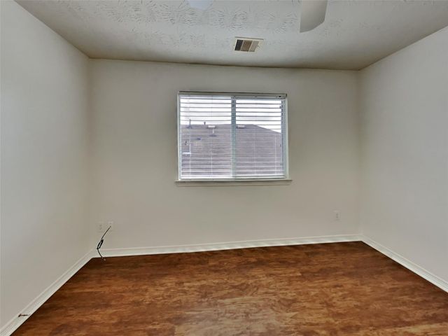 5043 Willow Point Drive, Conroe, TX 77303