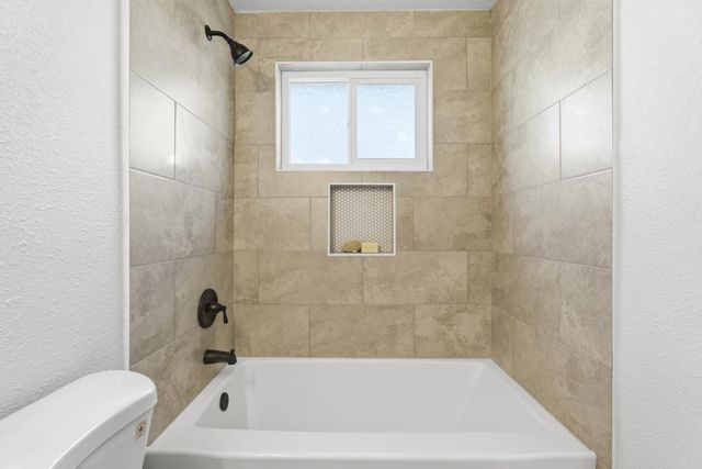 2224 E Donner, Fresno, CA 93726