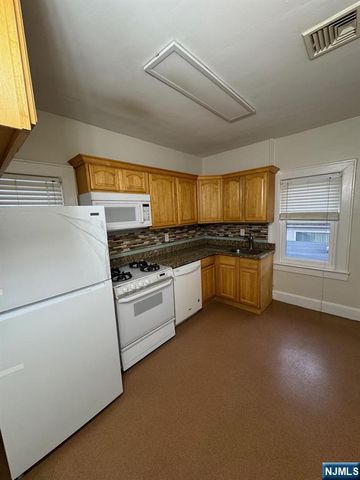 365 Commercial Avenue 2, Cliffside Park, NJ 07010