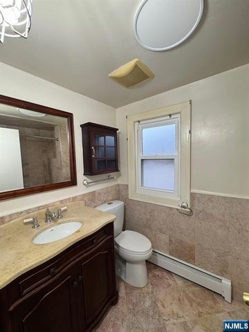 365 Commercial Avenue 2, Cliffside Park, NJ 07010