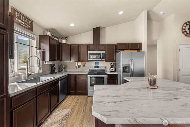 440 Margaux Loop, Malaga, WA 98828