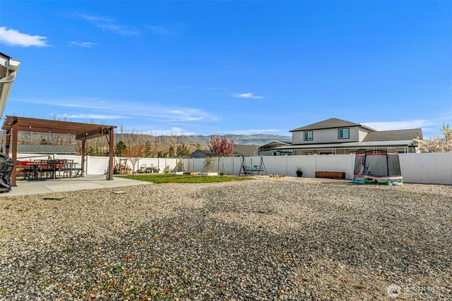 440 Margaux Loop, Malaga, WA 98828