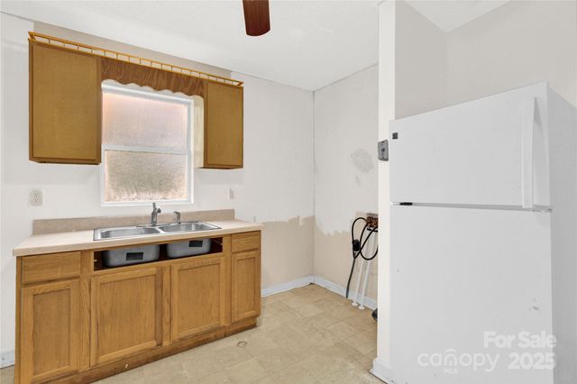 806 Margate Avenue, Kannapolis, NC 28081