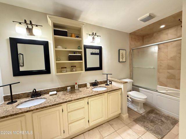 6 Wolcott Drive, Millstone, NJ 08510