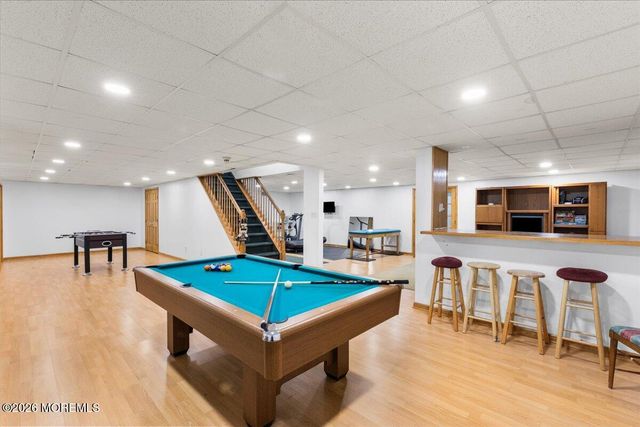 6 Wolcott Drive, Millstone, NJ 08510