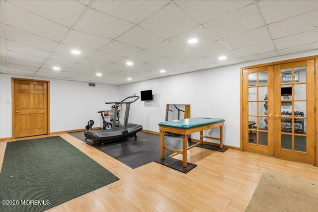 6 Wolcott Drive, Millstone, NJ 08510