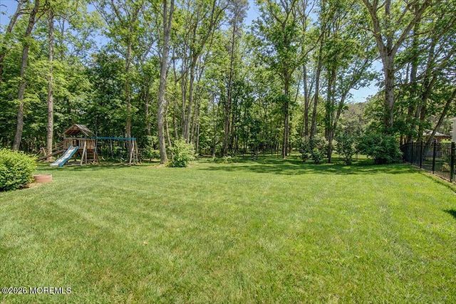 6 Wolcott Drive, Millstone, NJ 08510