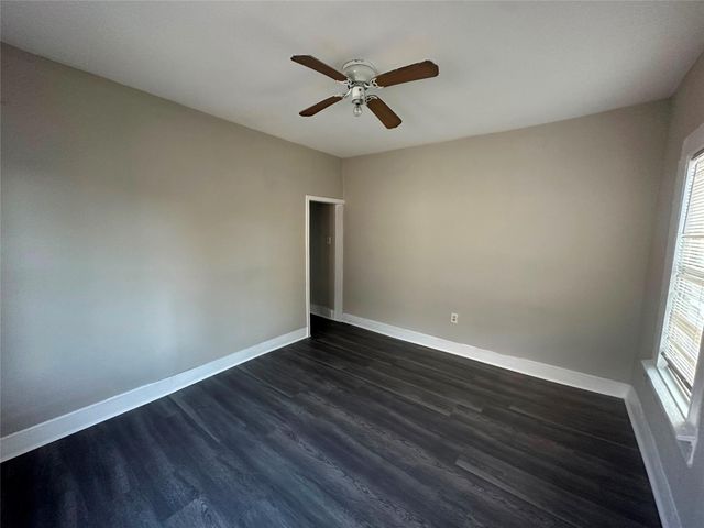 7146 Avenue I, Houston, TX 77011