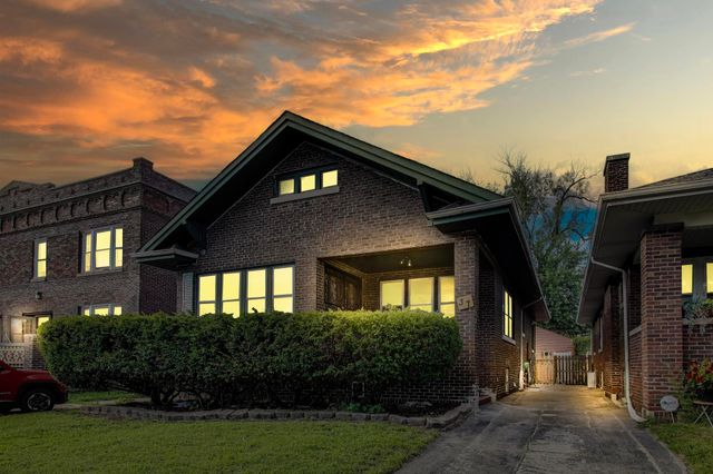 37 E Elizabeth Street, Hammond, IN 46320